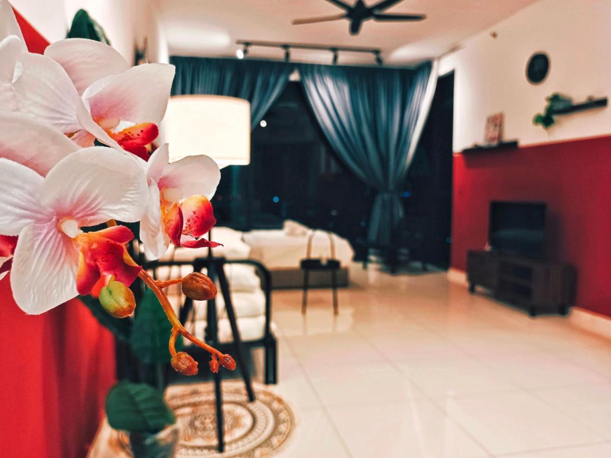 New Georgetown Stylist 2Br Homestay For 10Pax 无敌美景两房民宿 Beacon Executive Suite エクステリア 写真