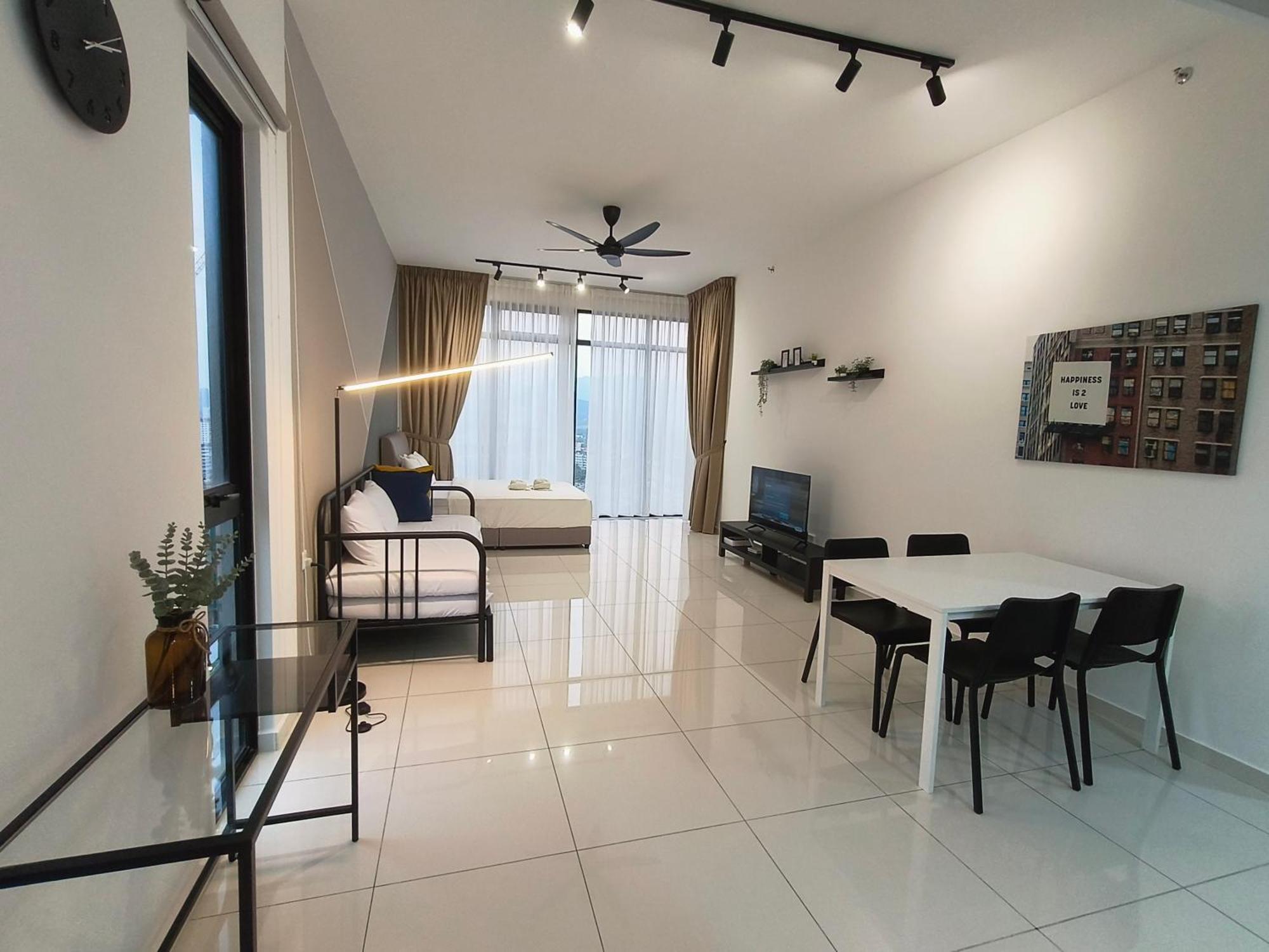 New Georgetown Stylist 2Br Homestay For 10Pax 无敌美景两房民宿 Beacon Executive Suite エクステリア 写真